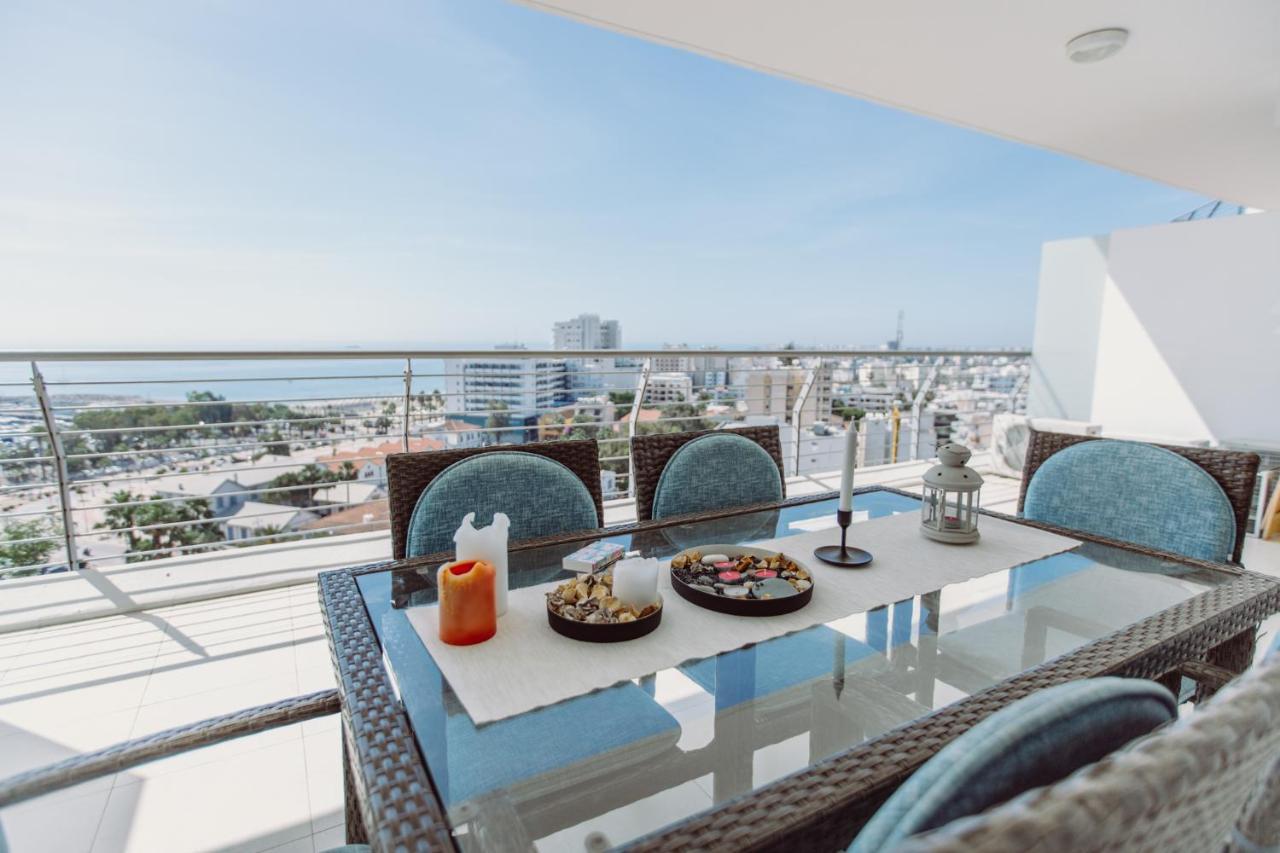Appartamento Promenade Seaview Heaven Larnaca Esterno foto
