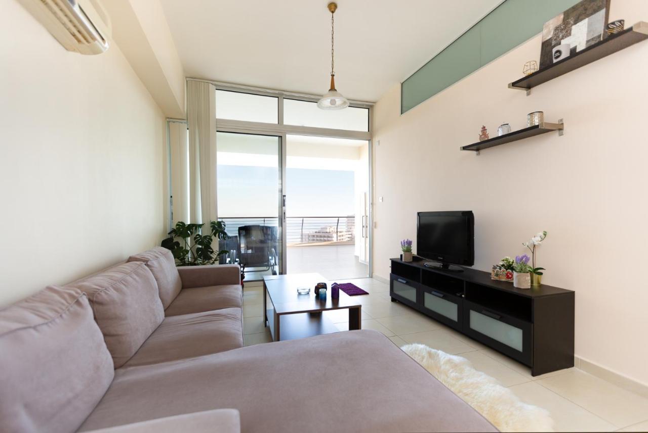 Appartamento Promenade Seaview Heaven Larnaca Esterno foto